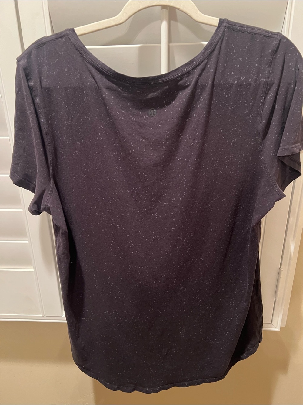 Women’s lululemon athletica Black Speckled Short Sleeve Tee - Picture 2 of 3